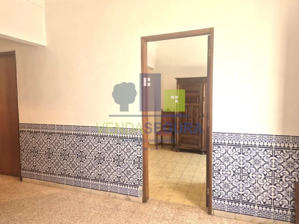 Moradia T5 para Venda em Safara e Santo Aleixo da Restauração Foto 21