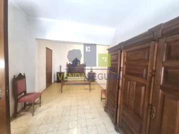 Moradia T5 para Venda em Safara e Santo Aleixo da Restauração
