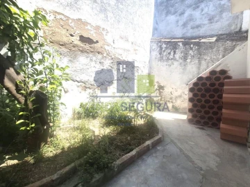 Moradia T5 para Venda em Safara e Santo Aleixo da Restauração