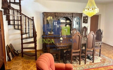Moradia T5 para Venda em Safara e Santo Aleixo da Restauração