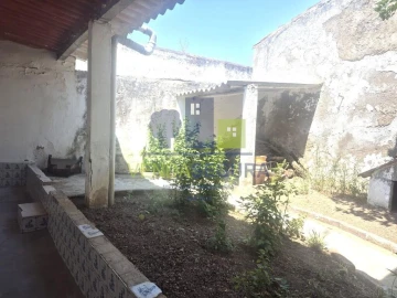 Moradia T5 para Venda em Safara e Santo Aleixo da Restauração