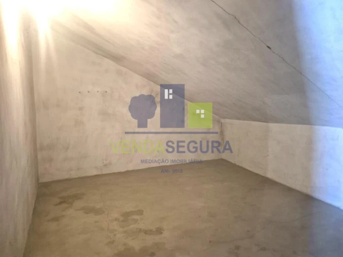 Moradia T5 para Venda em Safara e Santo Aleixo da Restauração Foto 38