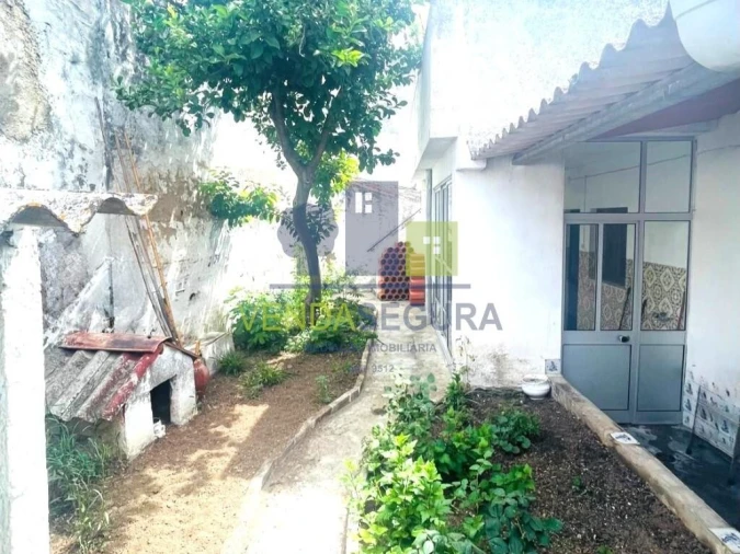Moradia T5 para Venda em Safara e Santo Aleixo da Restauração Foto 41