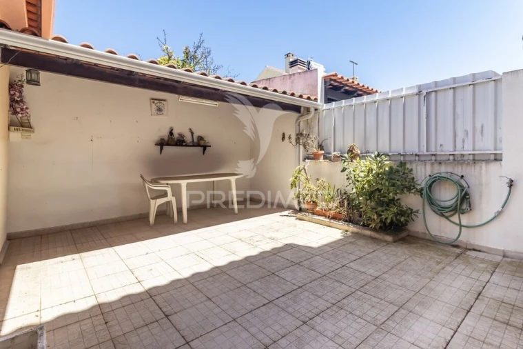 Moradia T3 para Venda em Quinta do Conde Foto 2