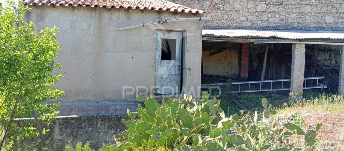 Moradia T2 para Venda em Espírito Santo, Nossa Senhora da Graça e São Simão Foto 4