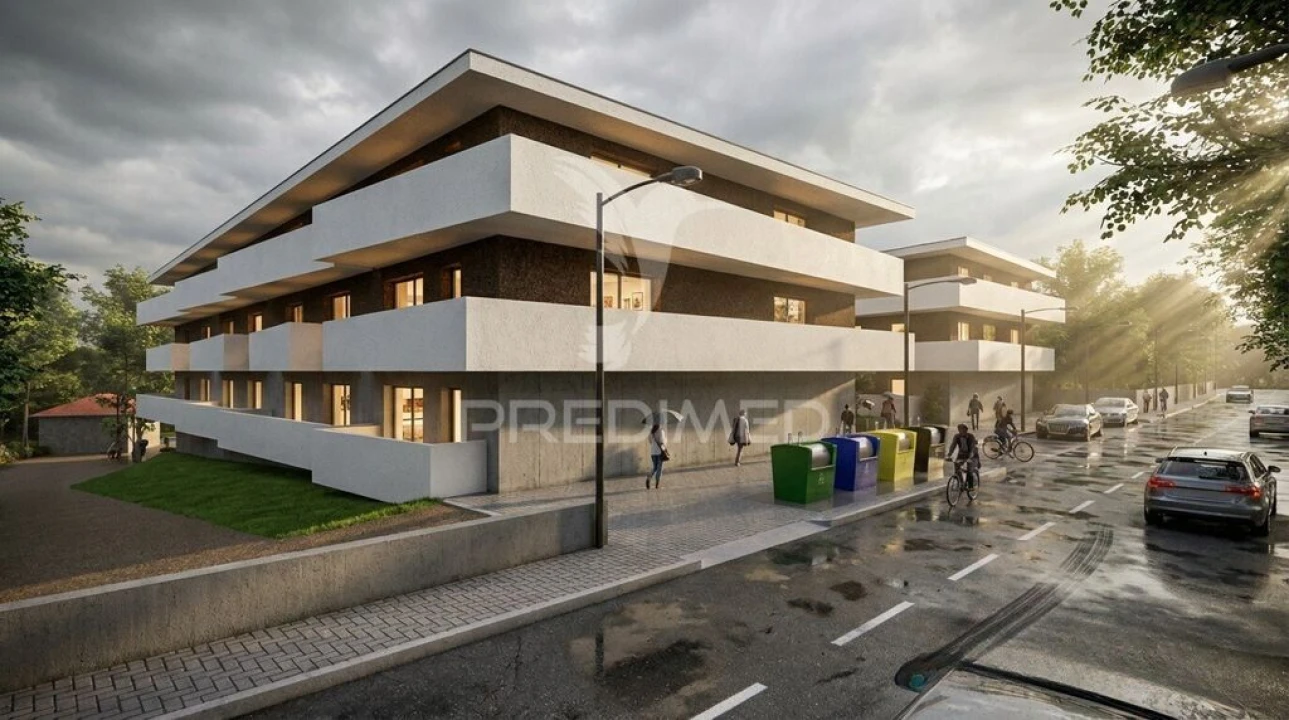 Apartamento T3 para Venda em Vila e Roussas Foto 1