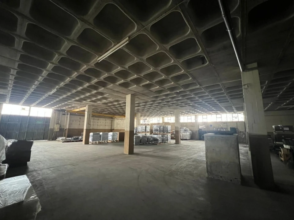 Armazém para Arrendamento em Barcarena Foto 4