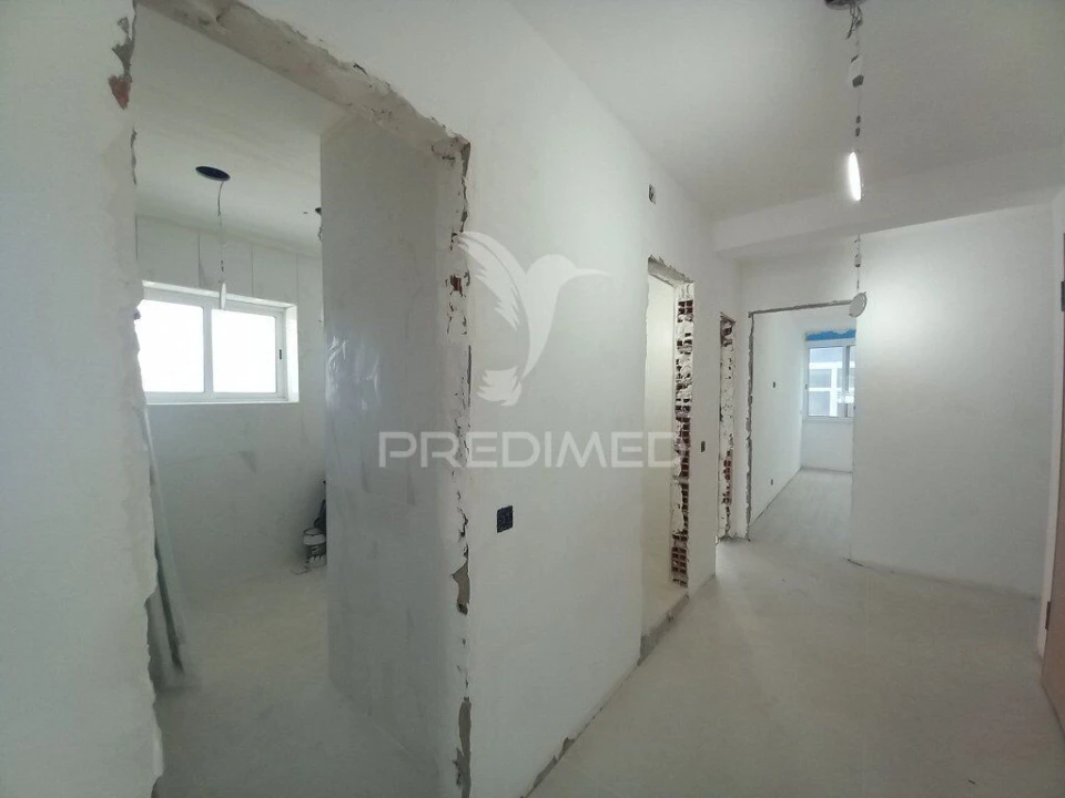Apartamento T4 para Venda em Laranjeiro e Feijó Foto 16