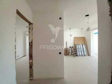 Apartamento T4 para Venda em Laranjeiro e Feijó