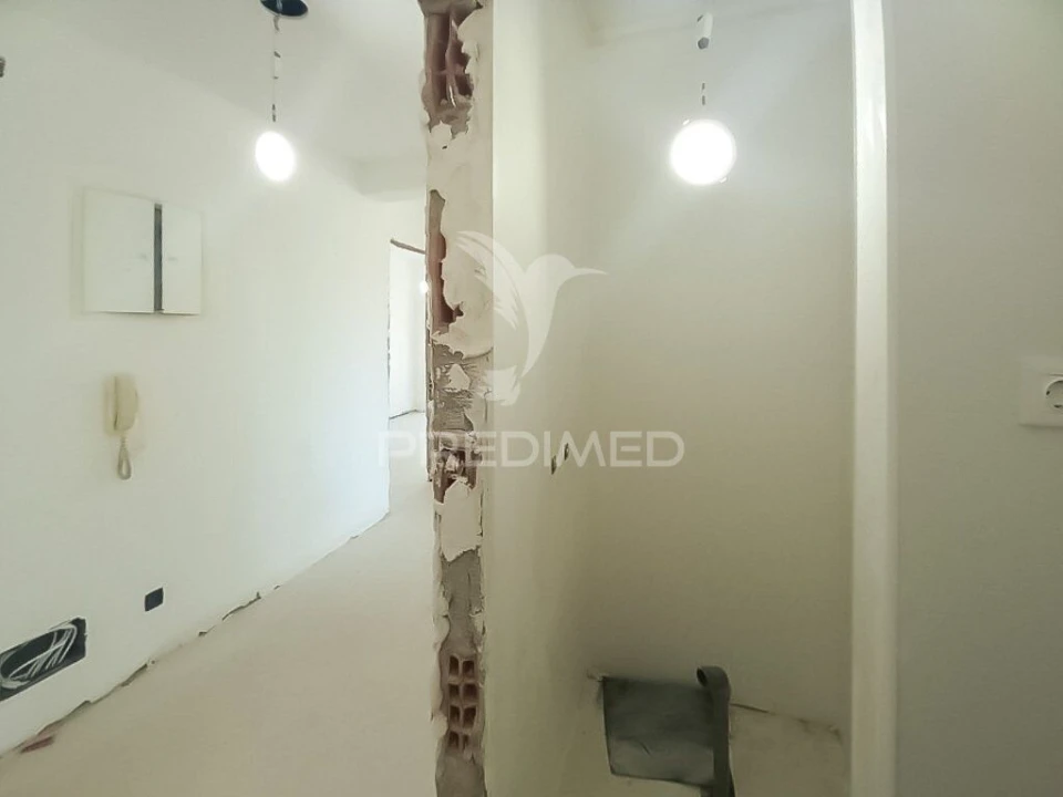 Apartamento T4 para Venda em Laranjeiro e Feijó Foto 19