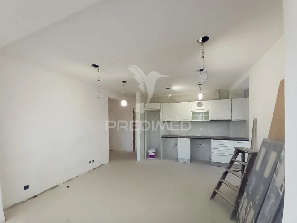 Apartamento T4 para Venda em Laranjeiro e Feijó Foto 20