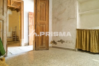 Moradia T1 para Venda em Cebolais de Cima e Retaxo