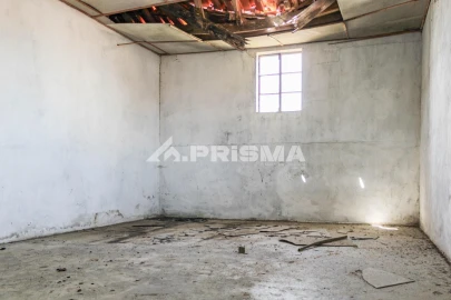 Moradia T1 para Venda em Cebolais de Cima e Retaxo