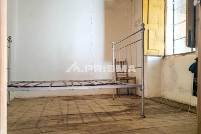 Moradia T1 para Venda em Cebolais de Cima e Retaxo
