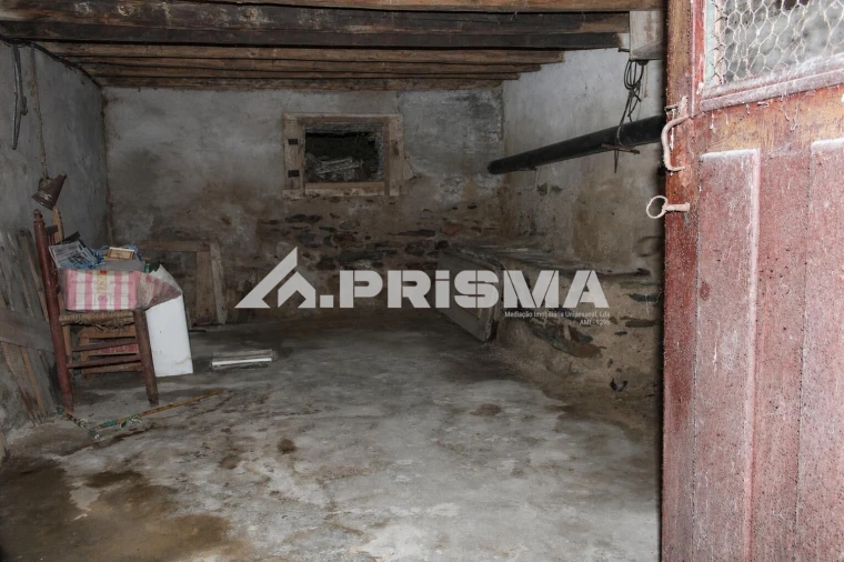 Moradia T1 para Venda em Cebolais de Cima e Retaxo Foto 52
