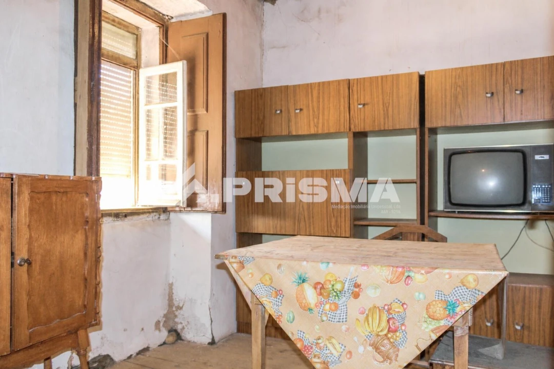 Moradia T1 para Venda em Cebolais de Cima e Retaxo Foto 5