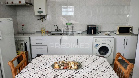 Moradia T3 para Venda em Estômbar e Parchal
