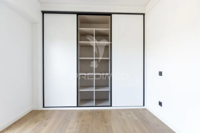 Apartamento T3 para Venda em Santa Iria de Azoia, São João da Talha e Bobadela