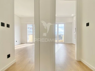 Apartamento T3 para Venda em Santa Iria de Azoia, São João da Talha e Bobadela