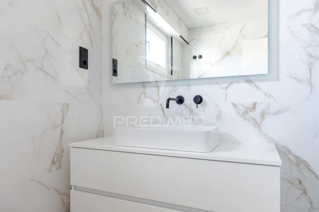 Apartamento T3 para Venda em Santa Iria de Azoia, São João da Talha e Bobadela Foto 16
