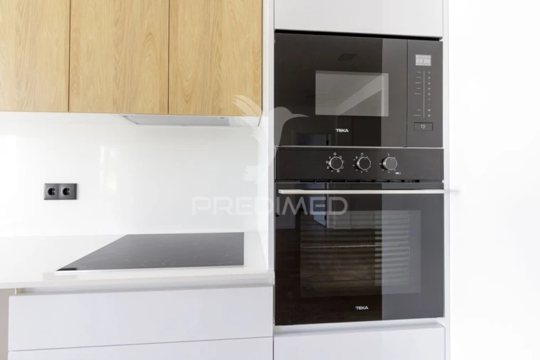 Apartamento T3 para Venda em Santa Iria de Azoia, São João da Talha e Bobadela Foto 4