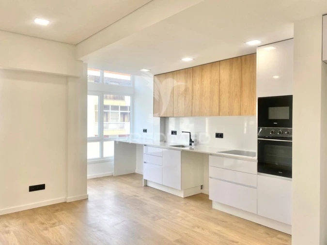 Apartamento T3 para Venda em Santa Iria de Azoia, São João da Talha e Bobadela Foto 5