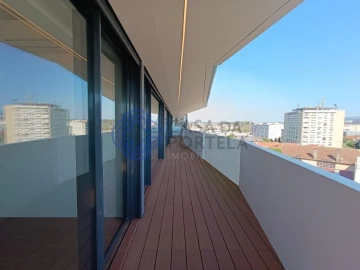 Apartamento T5 para Venda em Bougado (São Martinho e Santiago)