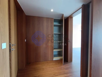 Apartamento T5 para Venda em Bougado (São Martinho e Santiago)