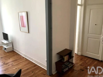 Apartamento T2 para Arrendamento em Arroios