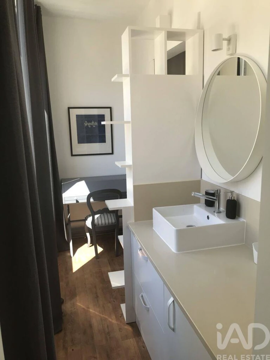 Apartamento T2 para Arrendamento em Arroios Foto 15