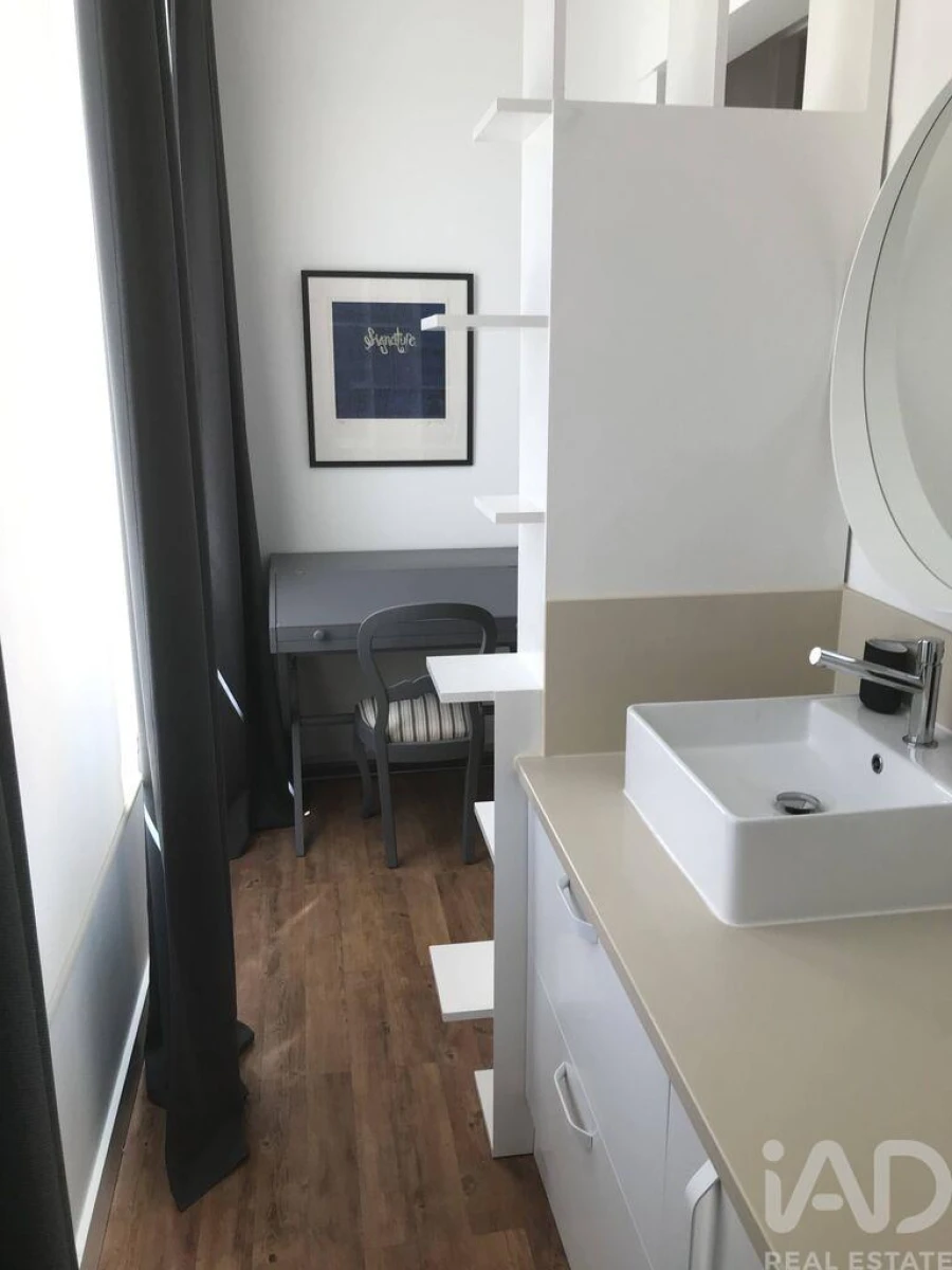 Apartamento T2 para Arrendamento em Arroios Foto 21