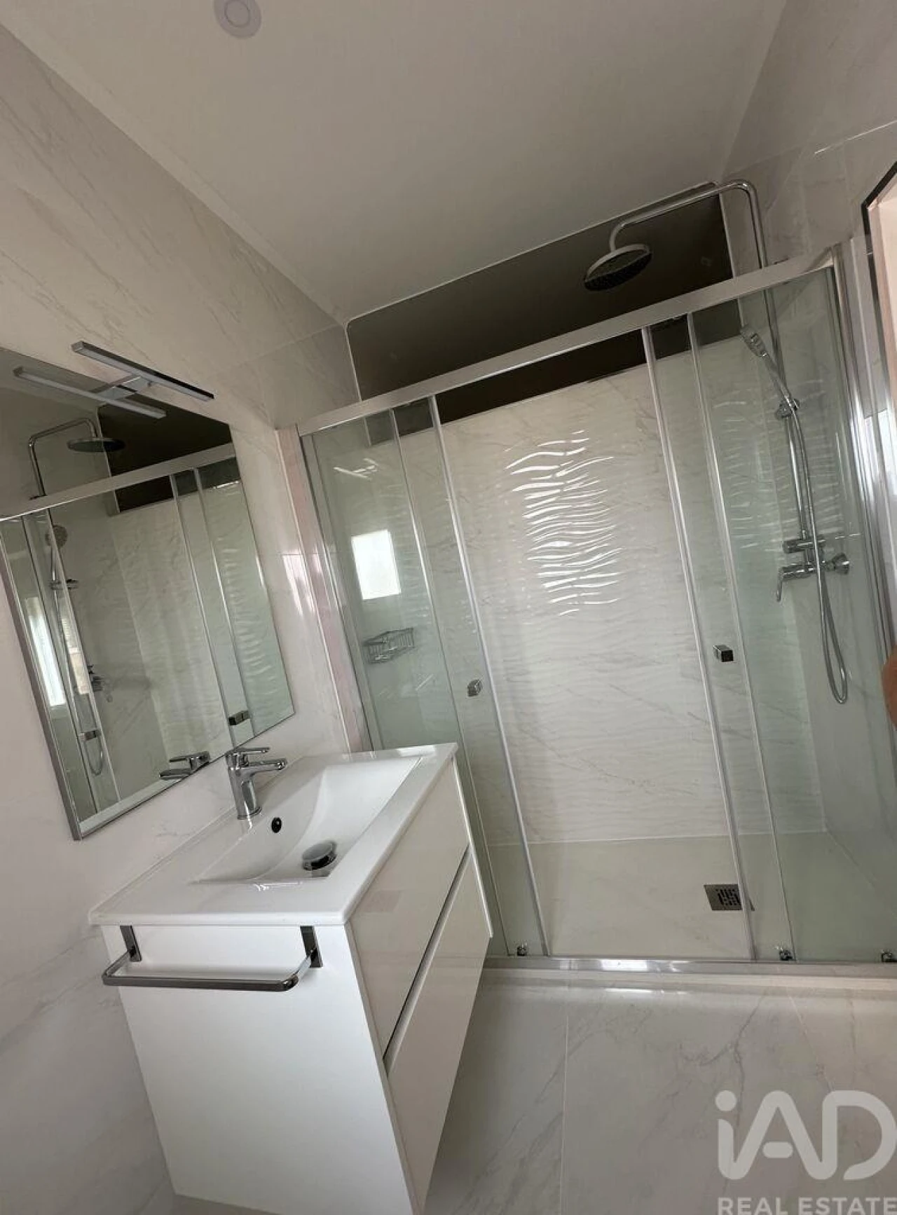 Apartamento T3 para Arrendamento em Penha de França Foto 7