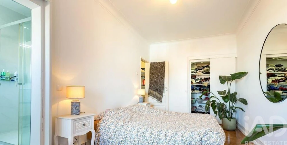 Apartamento T3 para Arrendamento em Penha de França Foto 4