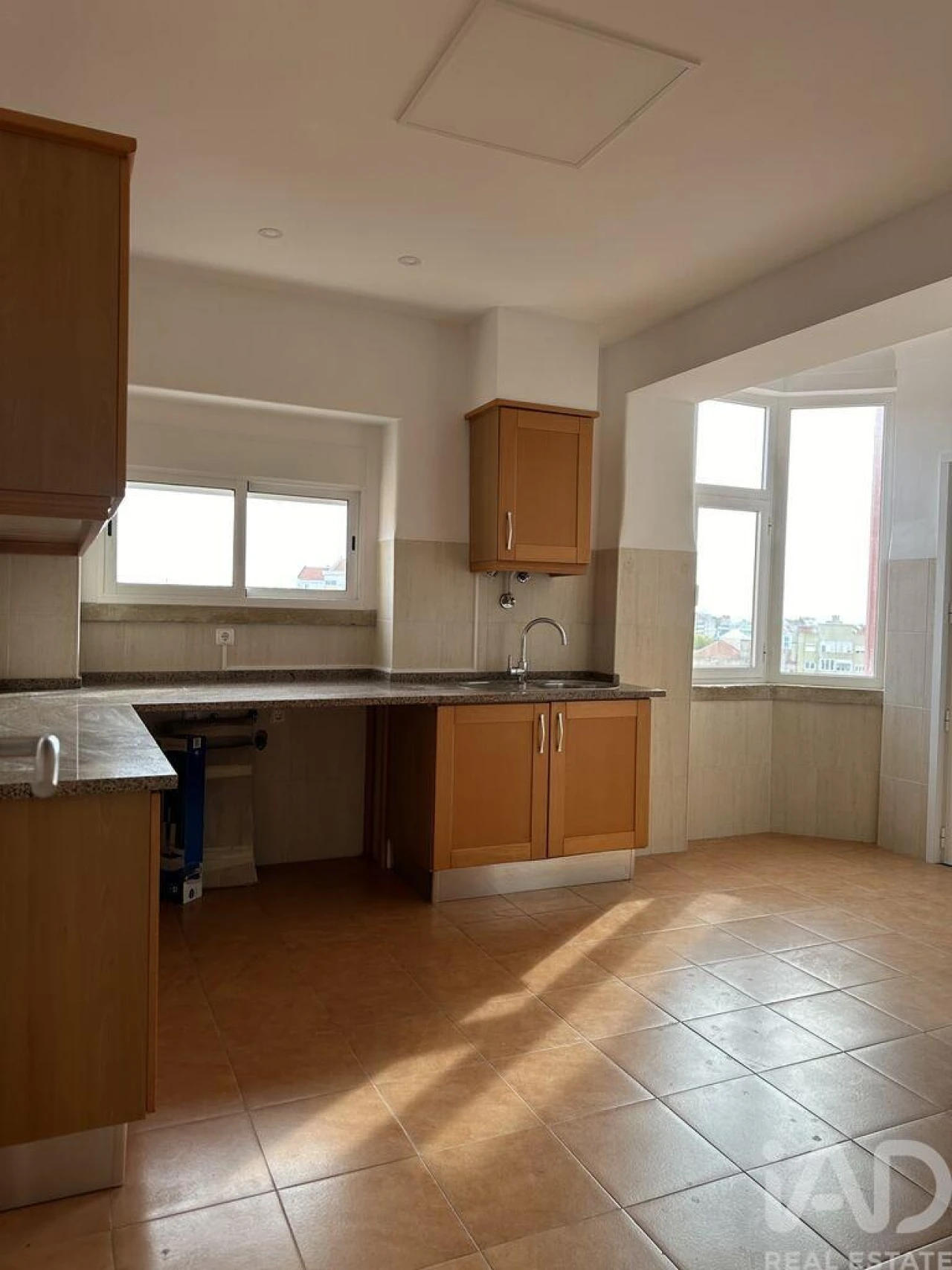 Apartamento T3 para Arrendamento em Penha de França Foto 16