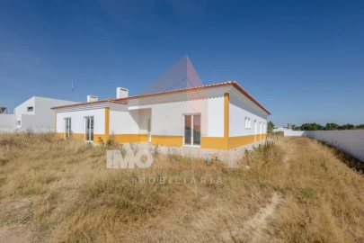 Moradia T4 para Venda em Vale de Santarem