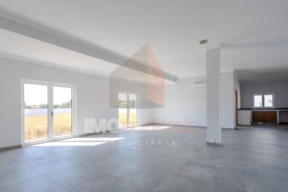 Moradia T4 para Venda em Vale de Santarem