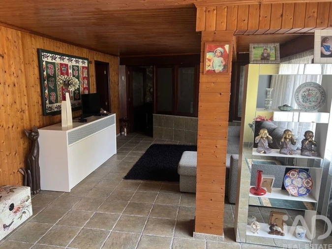 Moradia T4 para Venda em Cambra e Carvalhal de Vermilhas Foto 3
