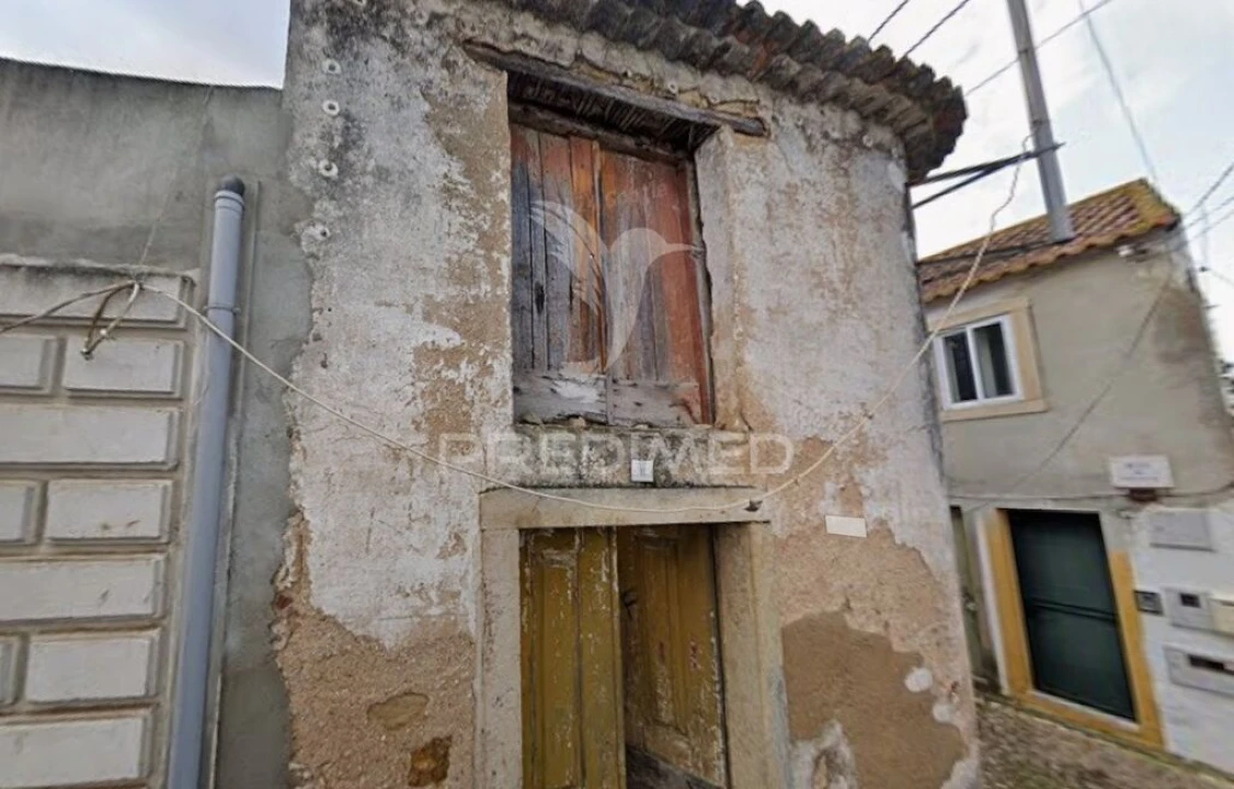 Moradia T1 para Venda em Abrigada e Cabanas de Torres Foto 1
