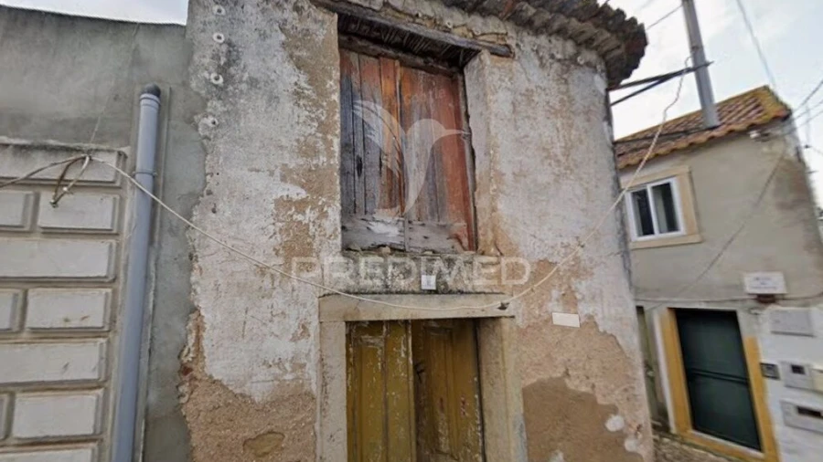 Moradia T1 para Venda em Abrigada e Cabanas de Torres