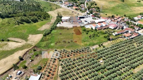Terreno para Venda em Azoia de Cima e Tremês