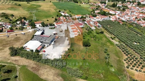Terreno para Venda em Azoia de Cima e Tremês
