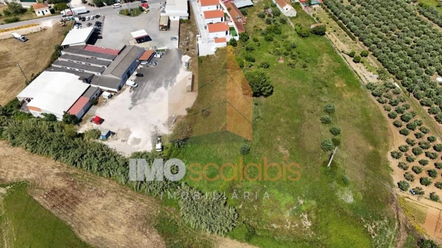 Terreno para Venda em Azoia de Cima e Tremês Foto 8