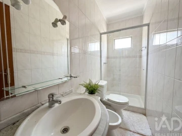 Moradia T5 para Venda em São Vitor (Braga)