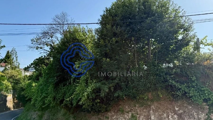 Terreno para Venda em Santa Eulalia