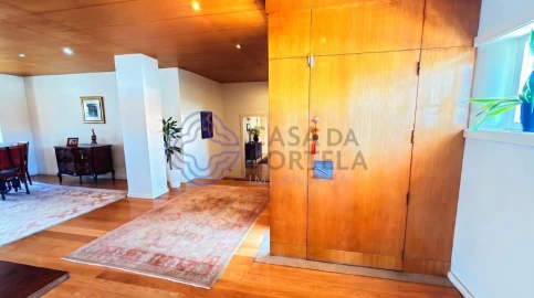 Moradia T4 para Venda em Pedroso e Seixezelo