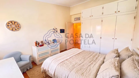 Moradia T4 para Venda em Pedroso e Seixezelo