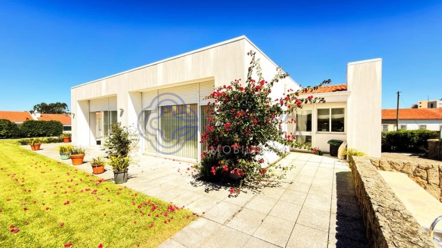 Moradia T4 para Venda em Pedroso e Seixezelo Foto 38