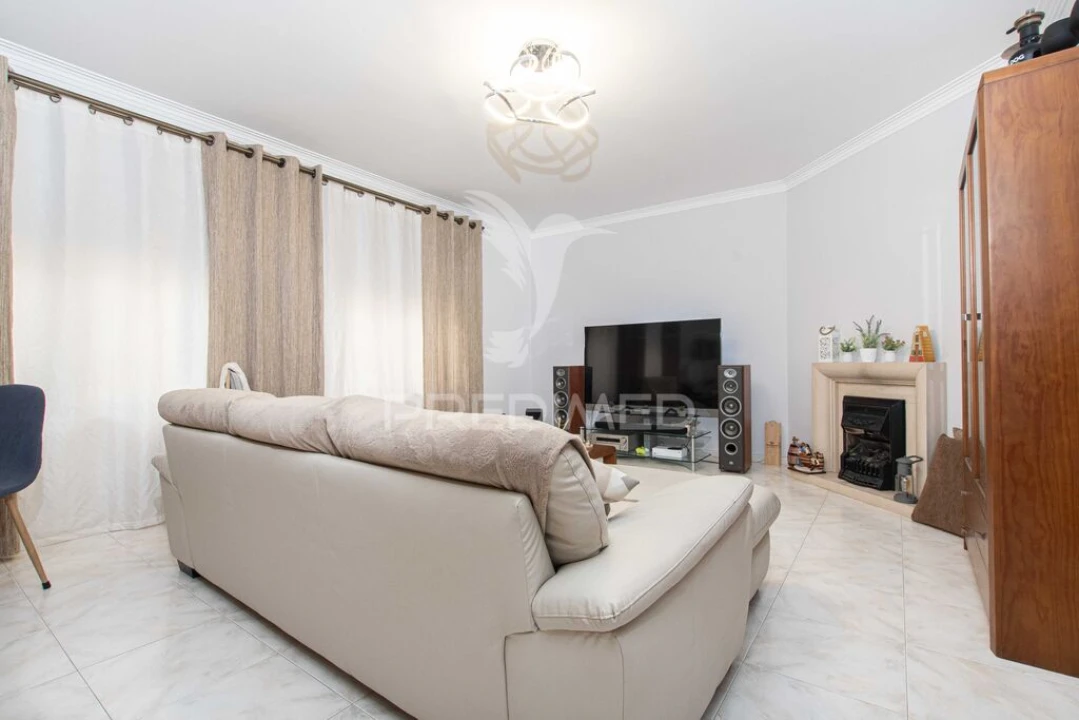 Apartamento T3 para Venda em Alverca do Ribatejo e Sobralinho Foto 16