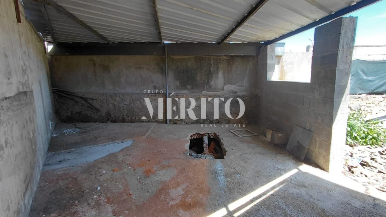 Armazém para Arrendamento em Arcozelo Foto 11