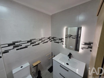 Apartamento T3 para Arrendamento em Santa Maria, São Pedro e Matacães